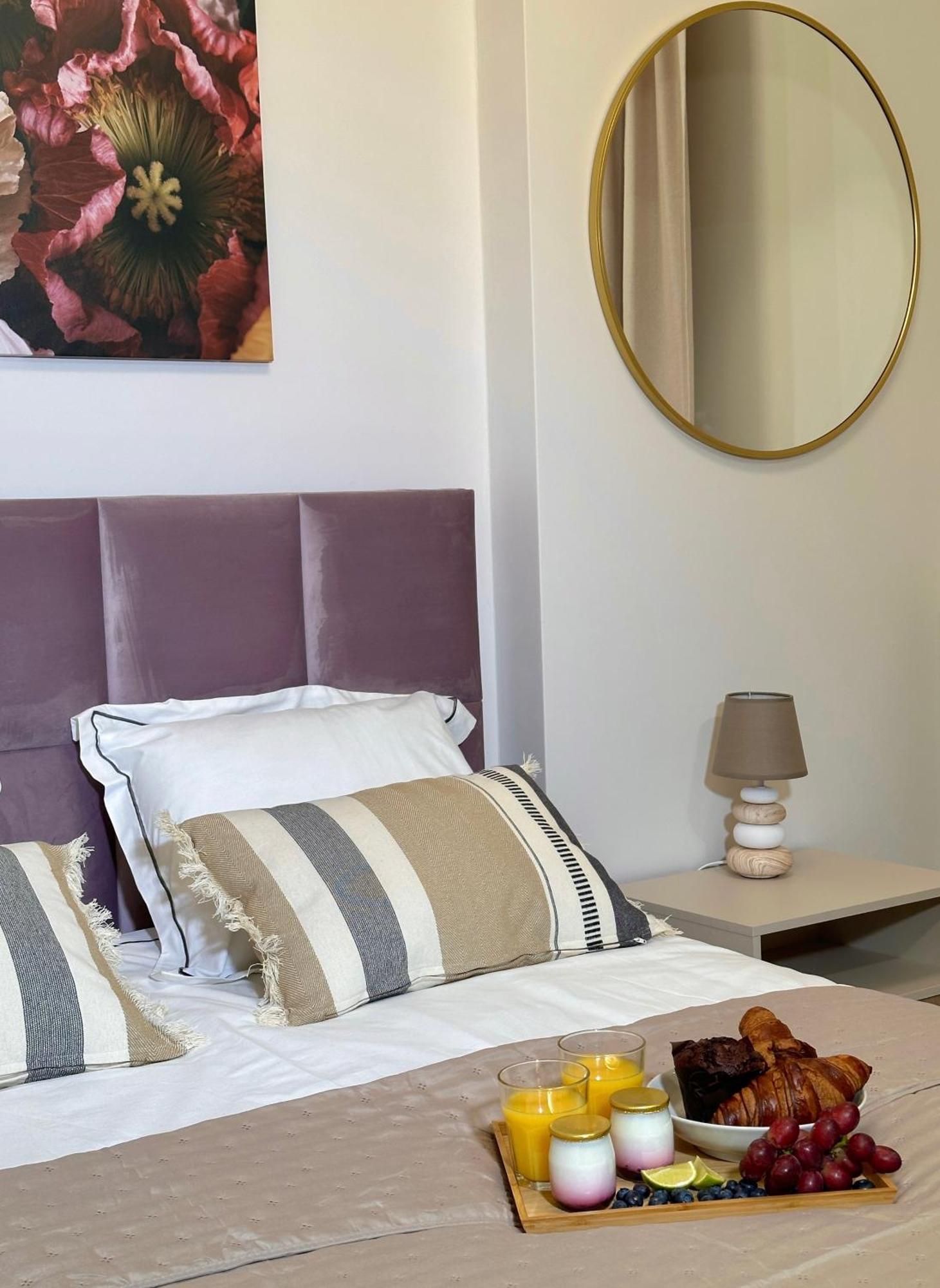 Sky Tower Apartments Varşova Dış mekan fotoğraf